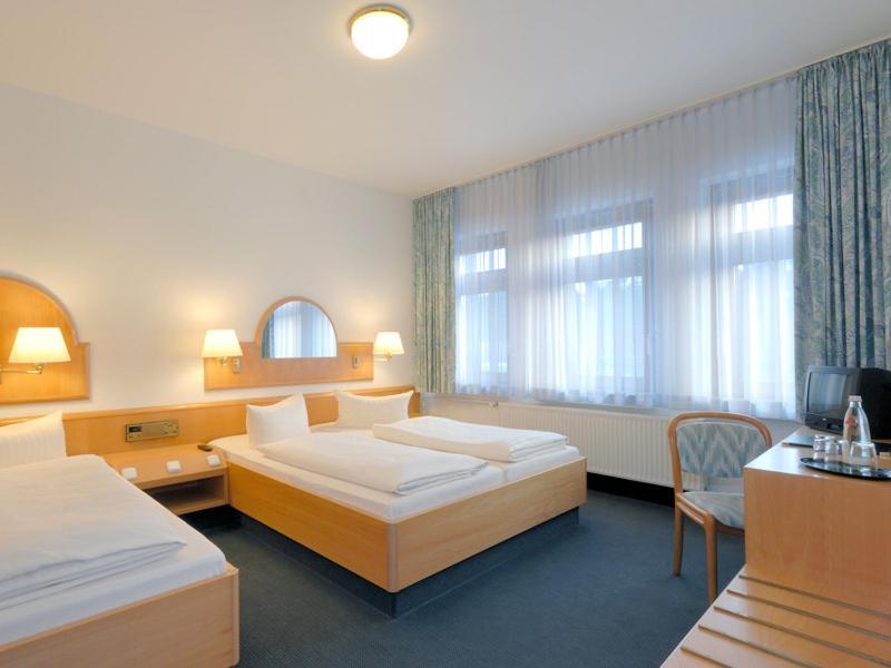 Autobahnhotel Gudow Екстер'єр фото